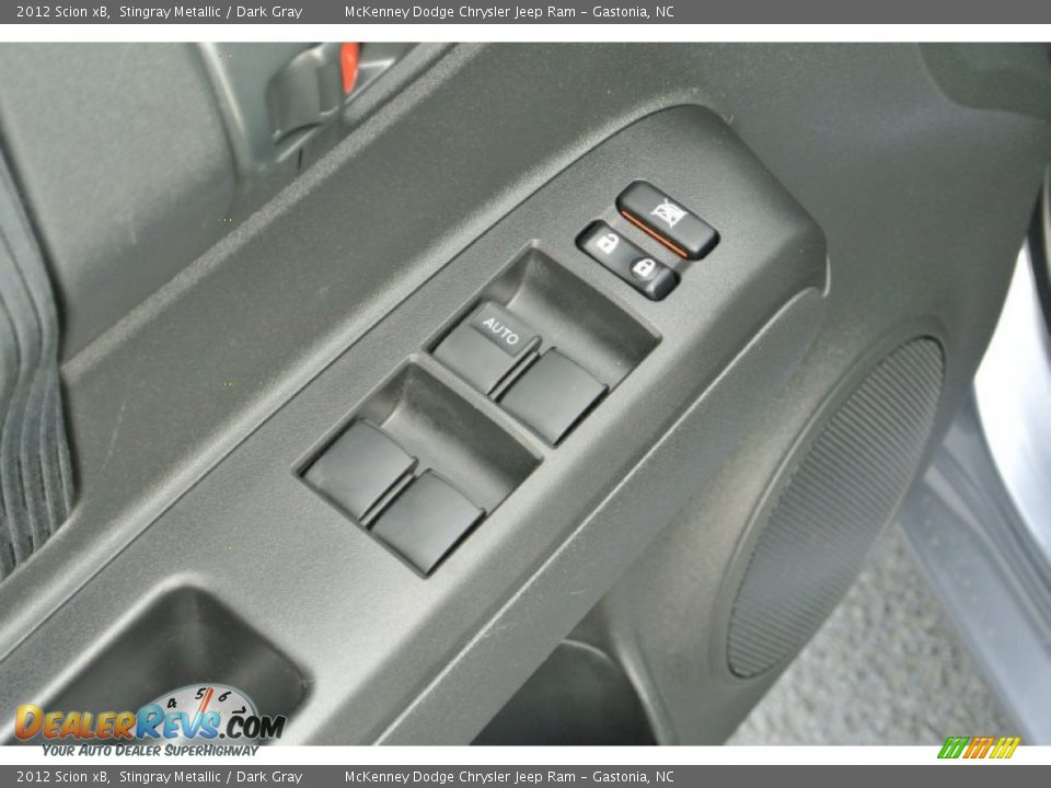 2012 Scion xB Stingray Metallic / Dark Gray Photo #9