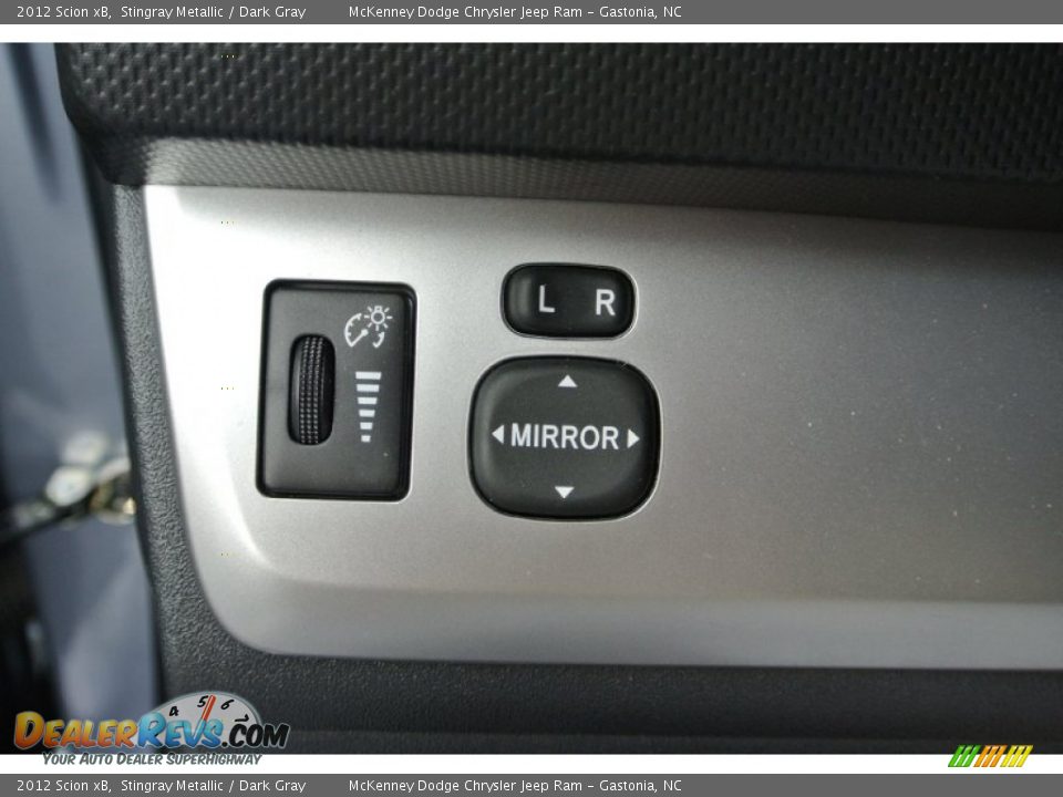 2012 Scion xB Stingray Metallic / Dark Gray Photo #11