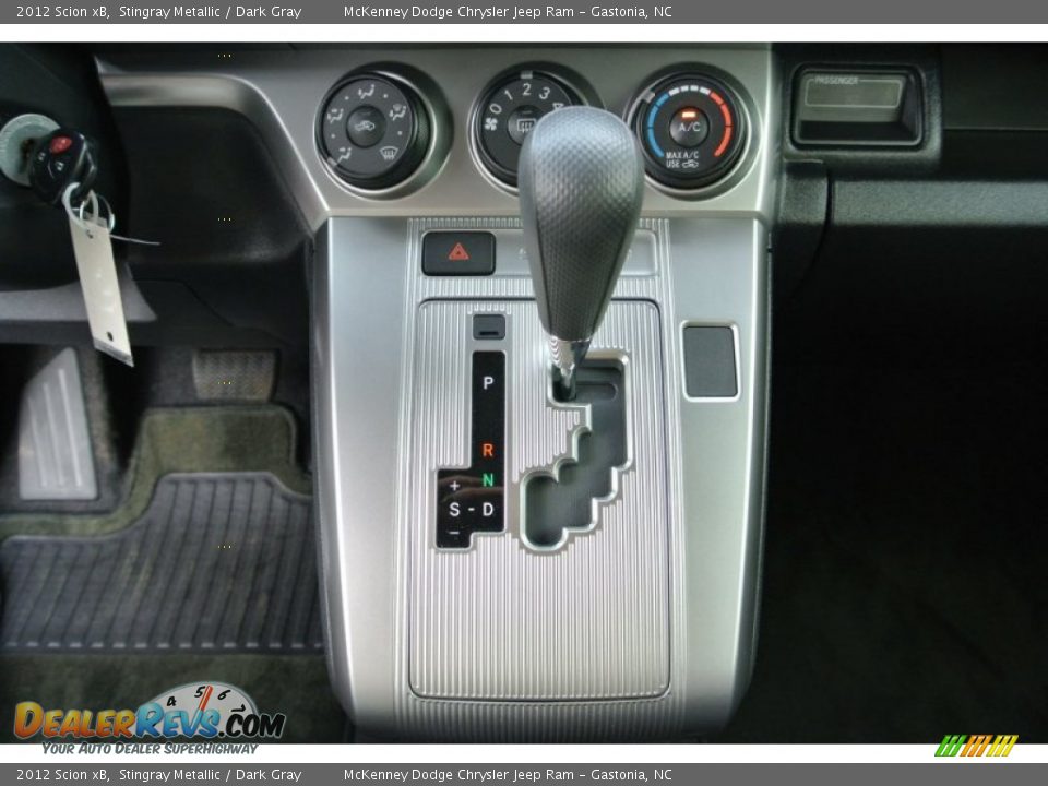 2012 Scion xB Stingray Metallic / Dark Gray Photo #12