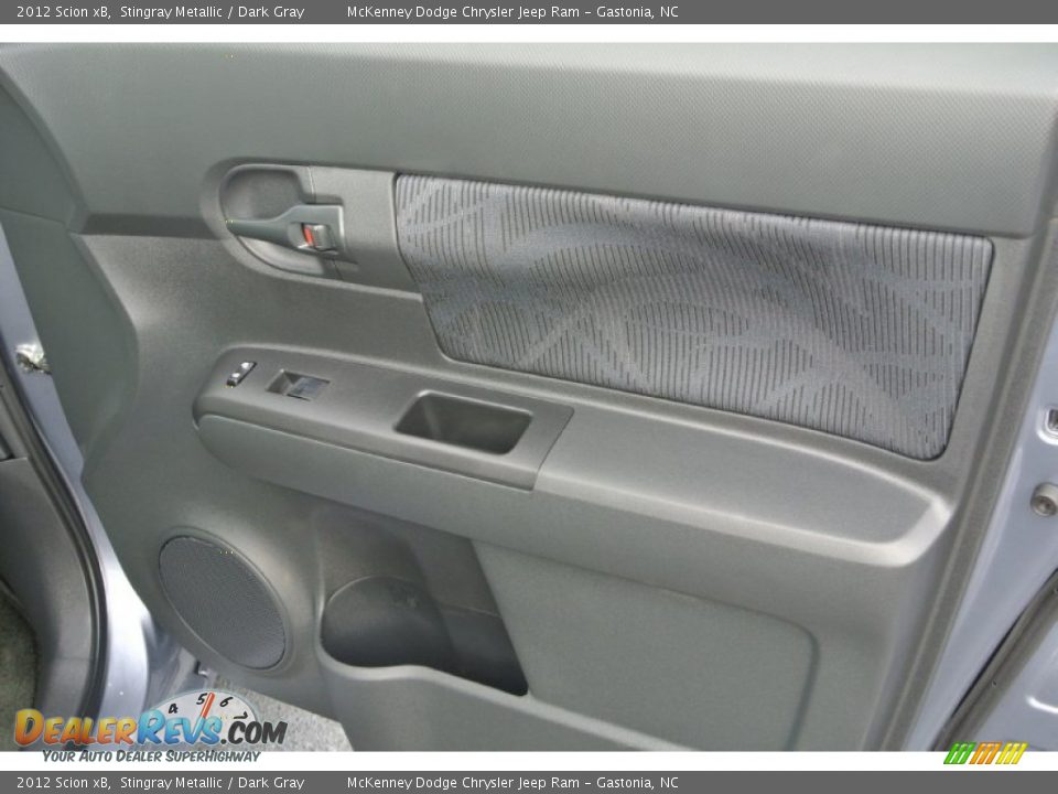 2012 Scion xB Stingray Metallic / Dark Gray Photo #21