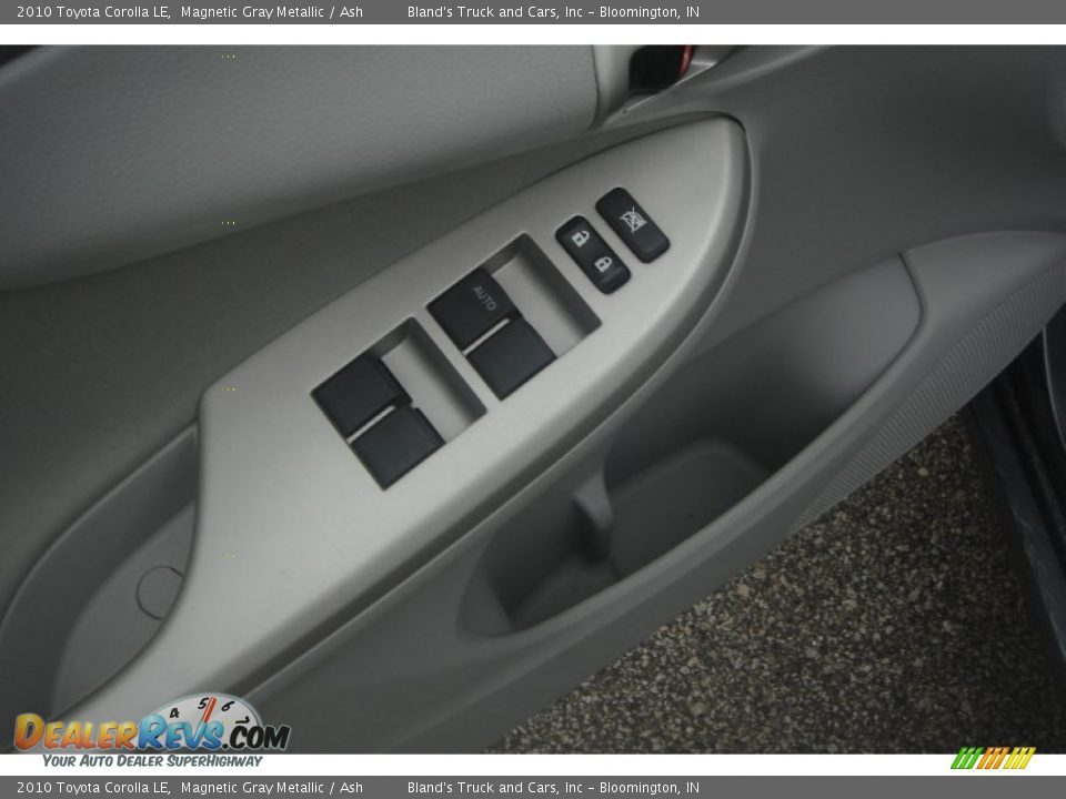 2010 Toyota Corolla LE Magnetic Gray Metallic / Ash Photo #6