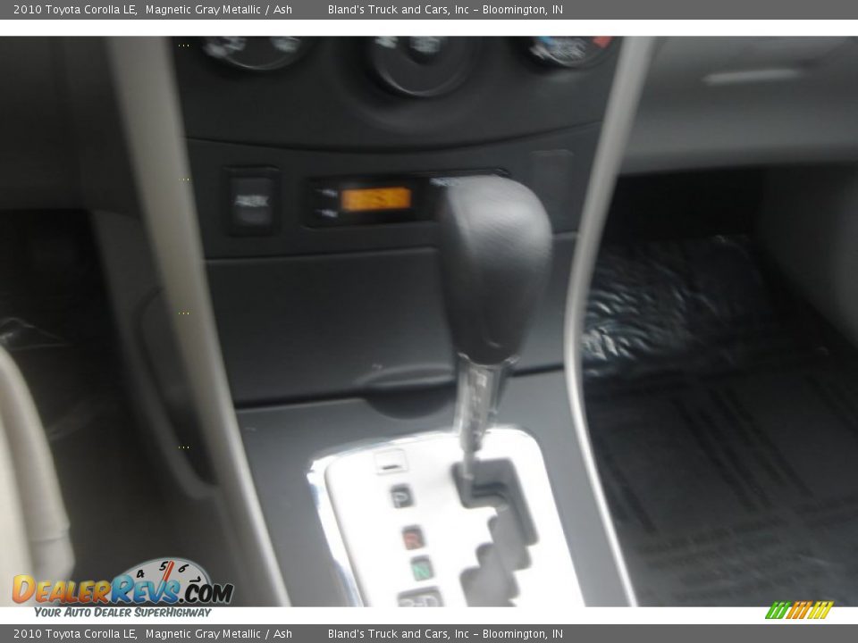 2010 Toyota Corolla LE Magnetic Gray Metallic / Ash Photo #13