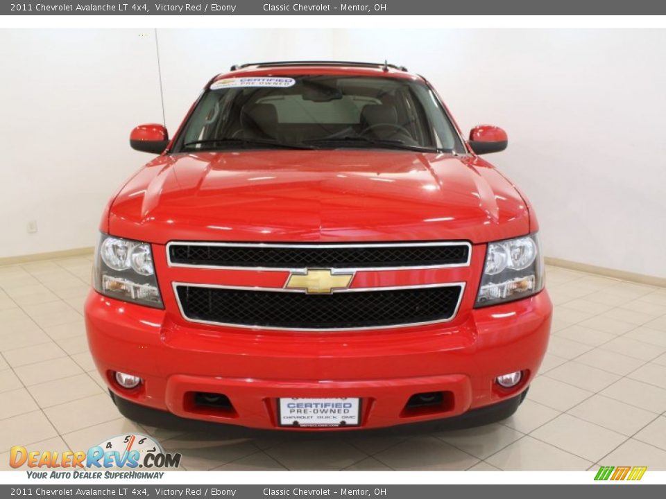 2011 Chevrolet Avalanche LT 4x4 Victory Red / Ebony Photo #2