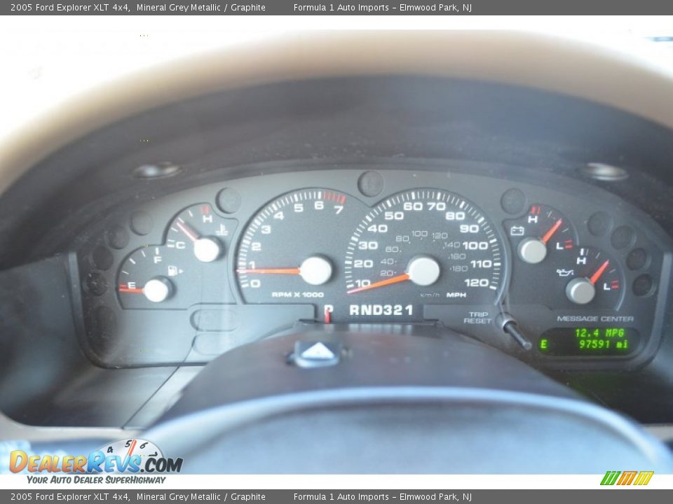 2005 Ford Explorer XLT 4x4 Mineral Grey Metallic / Graphite Photo #19