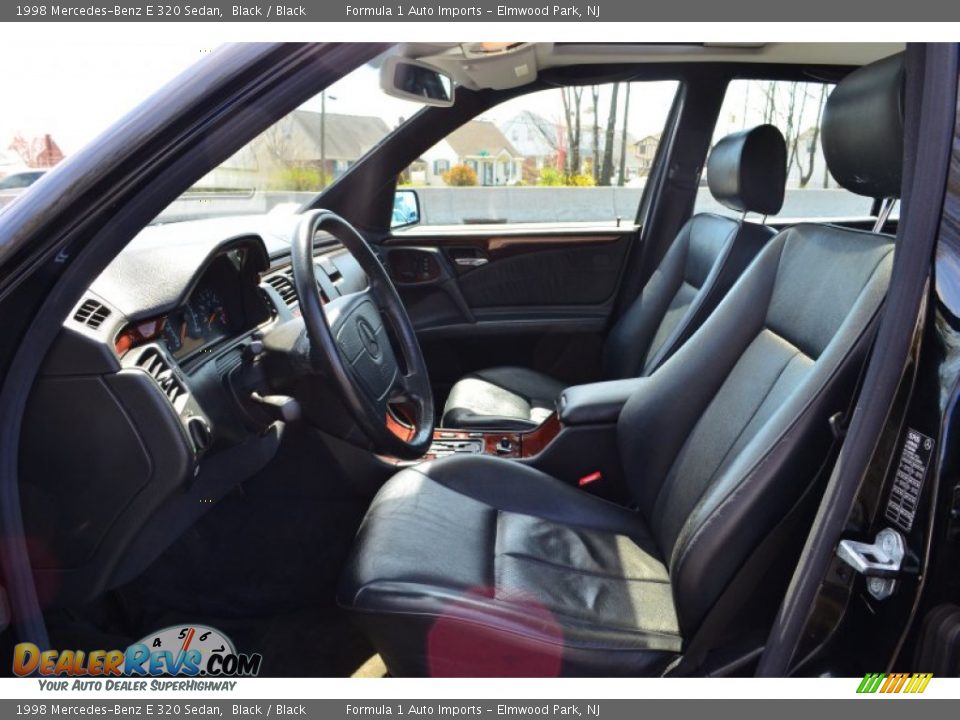 1998 Mercedes-Benz E 320 Sedan Black / Black Photo #10