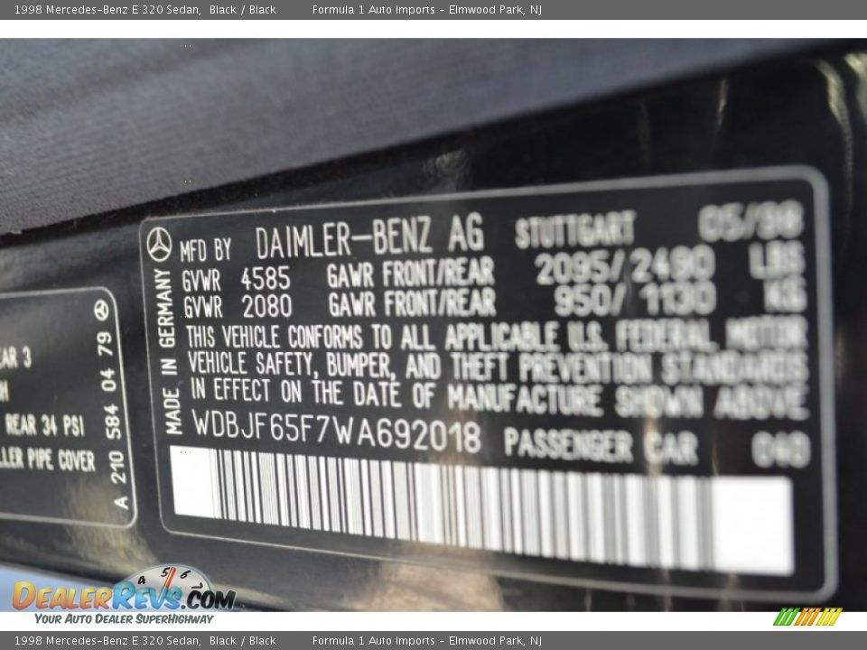 1998 Mercedes-Benz E 320 Sedan Black / Black Photo #26