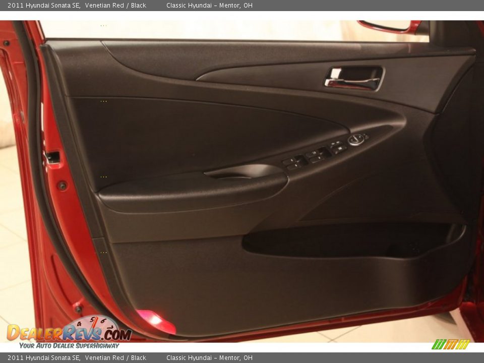 2011 Hyundai Sonata SE Venetian Red / Black Photo #4