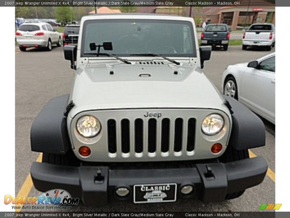 2007 Jeep Wrangler Unlimited X 4x4 Bright Silver Metallic / Dark Slate Gray/Medium Slate Gray Photo #2