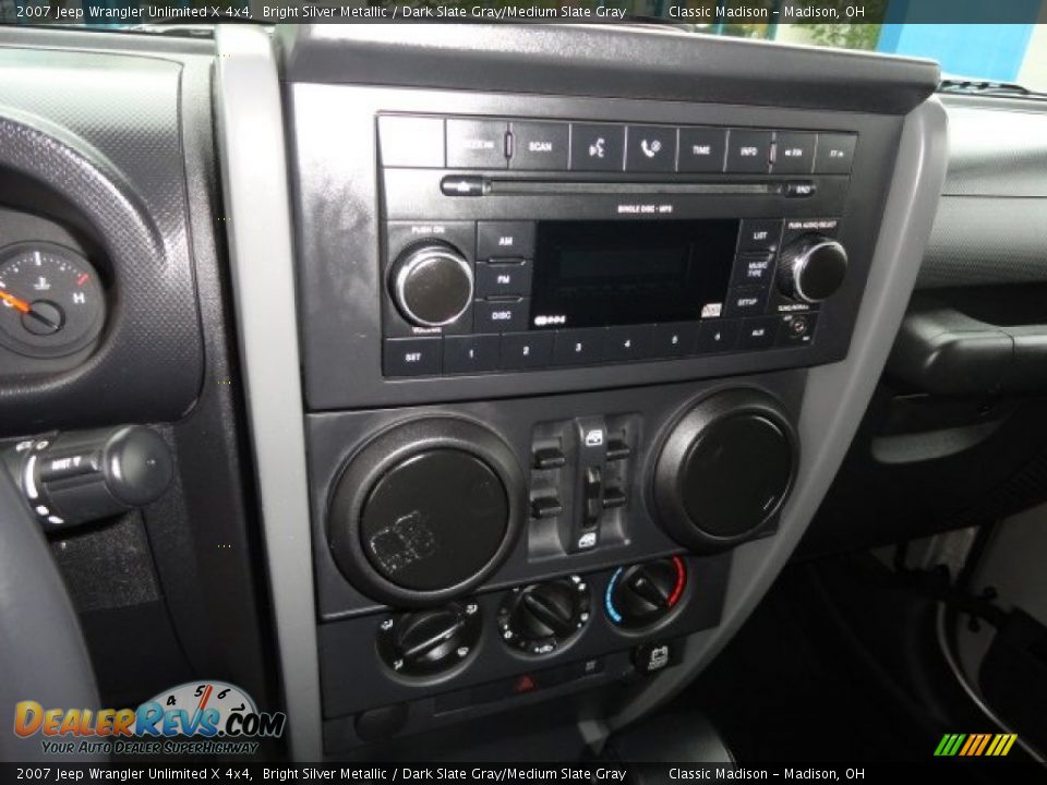 2007 Jeep Wrangler Unlimited X 4x4 Bright Silver Metallic / Dark Slate Gray/Medium Slate Gray Photo #7