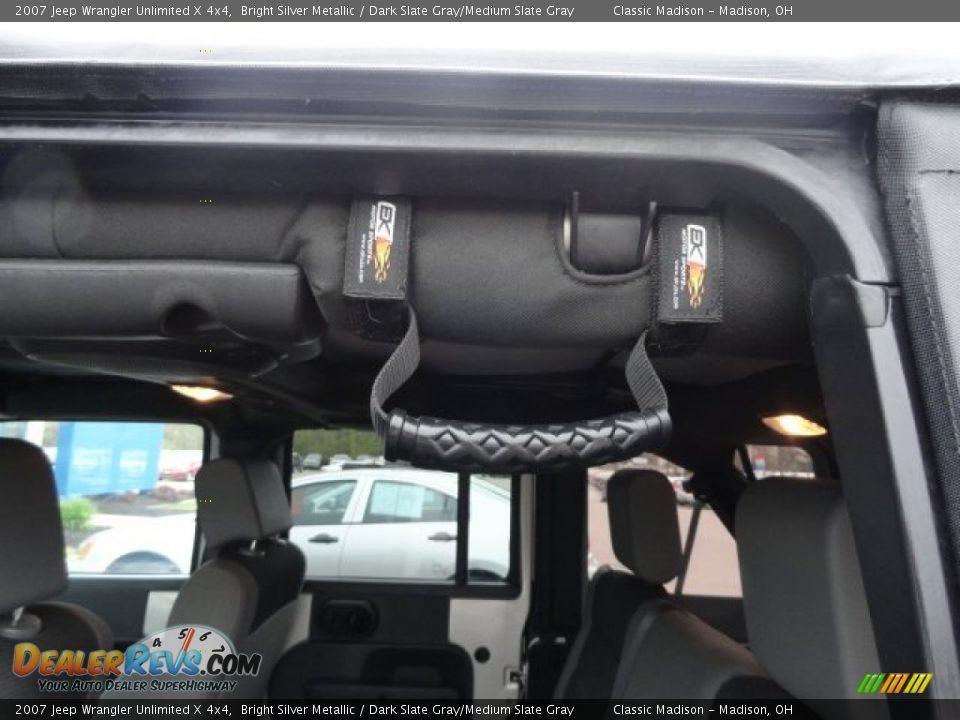 2007 Jeep Wrangler Unlimited X 4x4 Bright Silver Metallic / Dark Slate Gray/Medium Slate Gray Photo #11