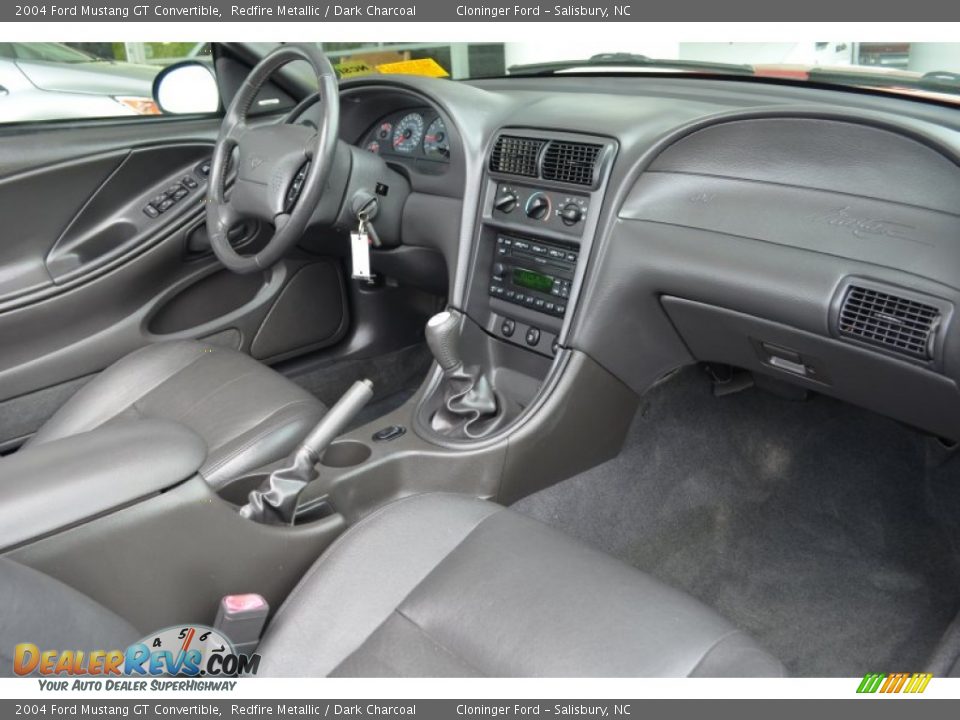 Dashboard of 2004 Ford Mustang GT Convertible Photo #23