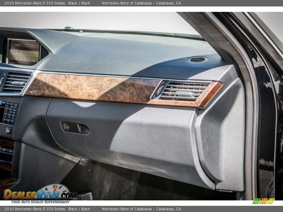 2010 Mercedes-Benz E 350 Sedan Black / Black Photo #22