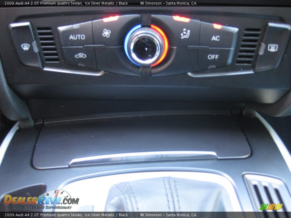 2009 Audi A4 2.0T Premium quattro Sedan Ice Silver Metallic / Black Photo #12
