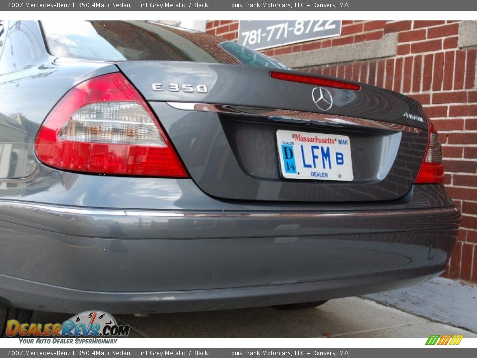 2007 Mercedes-Benz E 350 4Matic Sedan Flint Grey Metallic / Black Photo #31