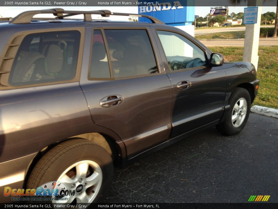 2005 Hyundai Santa Fe GLS Pewter Gray / Gray Photo #2