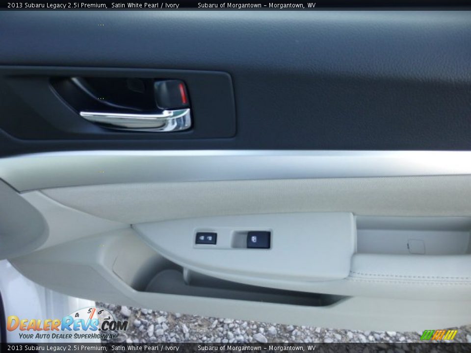 2013 Subaru Legacy 2.5i Premium Satin White Pearl / Ivory Photo #11