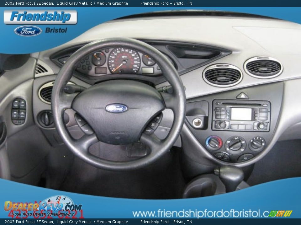 2003 Ford Focus SE Sedan Liquid Grey Metallic / Medium Graphite Photo #15
