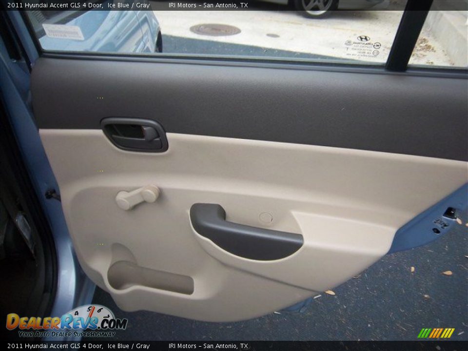 2011 Hyundai Accent GLS 4 Door Ice Blue / Gray Photo #15