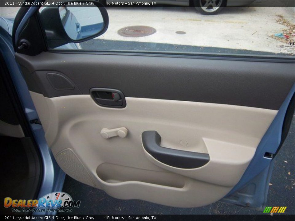2011 Hyundai Accent GLS 4 Door Ice Blue / Gray Photo #17