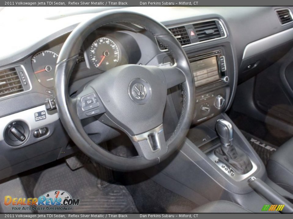 2011 Volkswagen Jetta TDI Sedan Reflex Silver Metallic / Titan Black Photo #5
