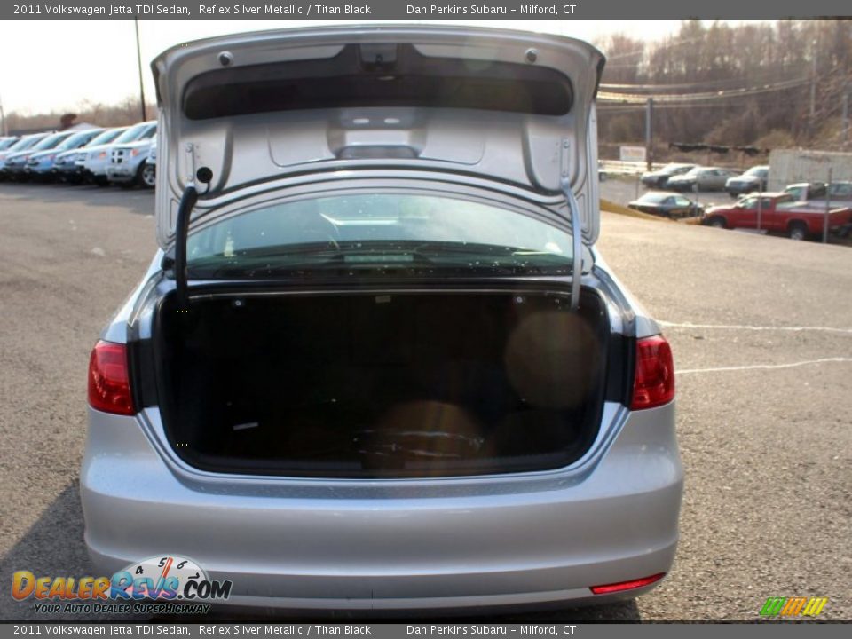 2011 Volkswagen Jetta TDI Sedan Reflex Silver Metallic / Titan Black Photo #8