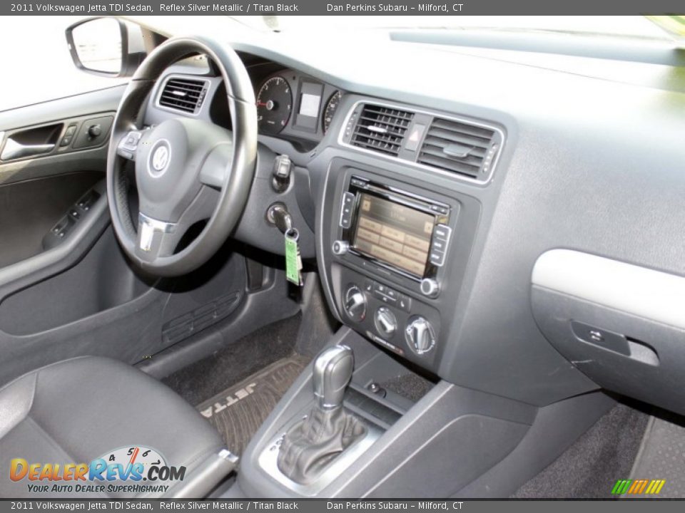 2011 Volkswagen Jetta TDI Sedan Reflex Silver Metallic / Titan Black Photo #9