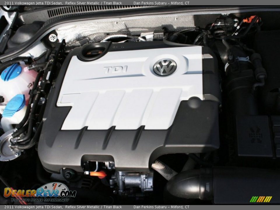 2011 Volkswagen Jetta TDI Sedan Reflex Silver Metallic / Titan Black Photo #25