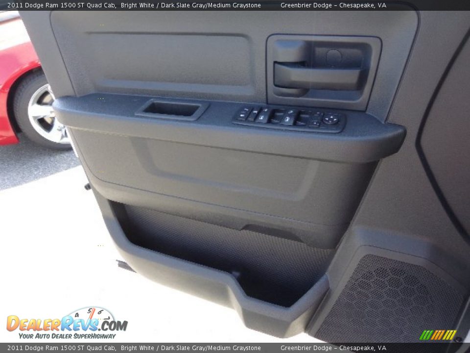2011 Dodge Ram 1500 ST Quad Cab Bright White / Dark Slate Gray/Medium Graystone Photo #17