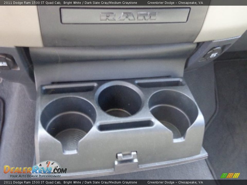 2011 Dodge Ram 1500 ST Quad Cab Bright White / Dark Slate Gray/Medium Graystone Photo #21