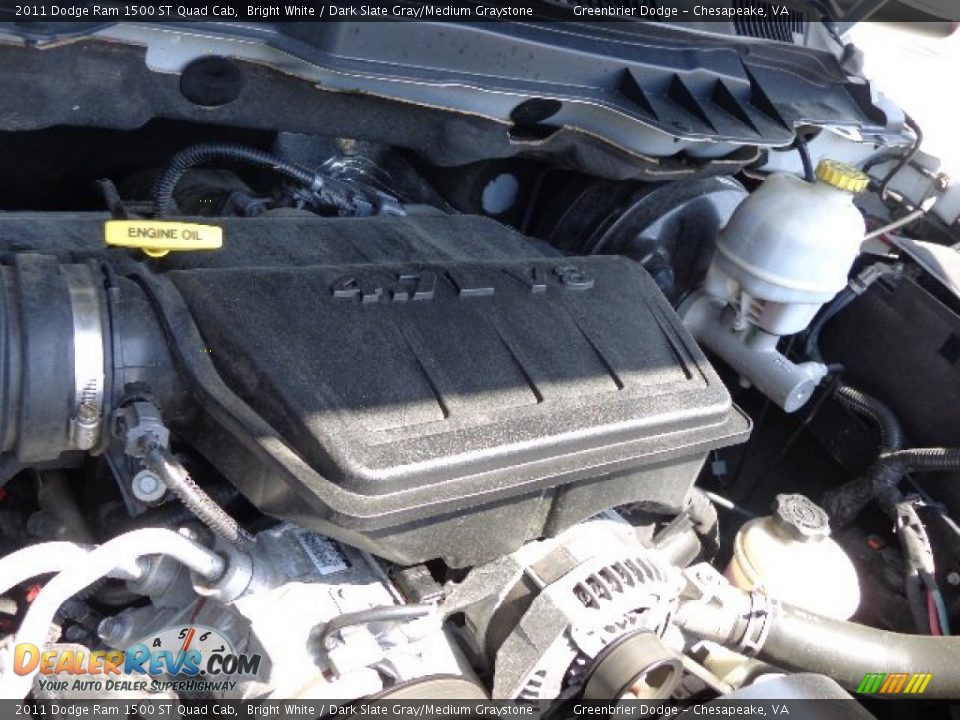2011 Dodge Ram 1500 ST Quad Cab Bright White / Dark Slate Gray/Medium Graystone Photo #28