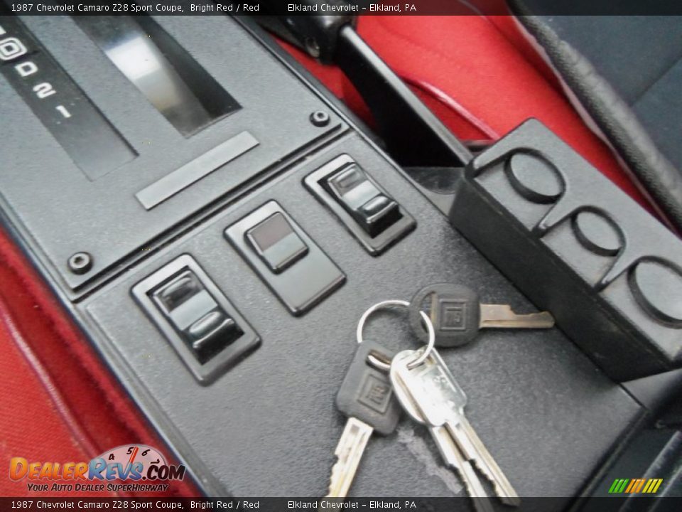 Keys of 1987 Chevrolet Camaro Z28 Sport Coupe Photo #25