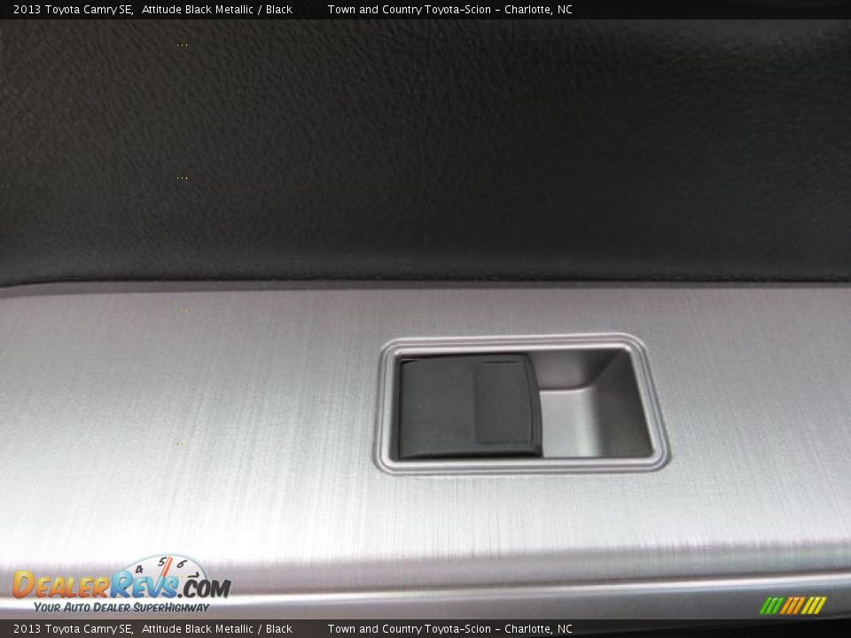 2013 Toyota Camry SE Attitude Black Metallic / Black Photo #7