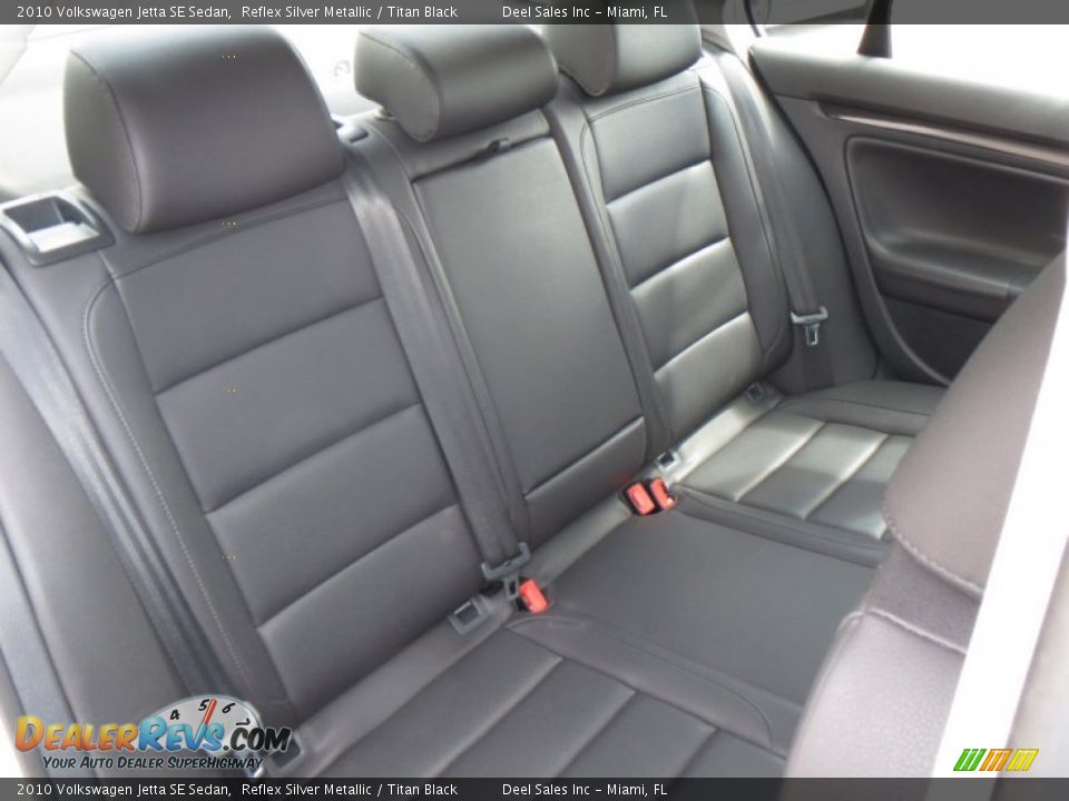 2010 Volkswagen Jetta SE Sedan Reflex Silver Metallic / Titan Black Photo #11