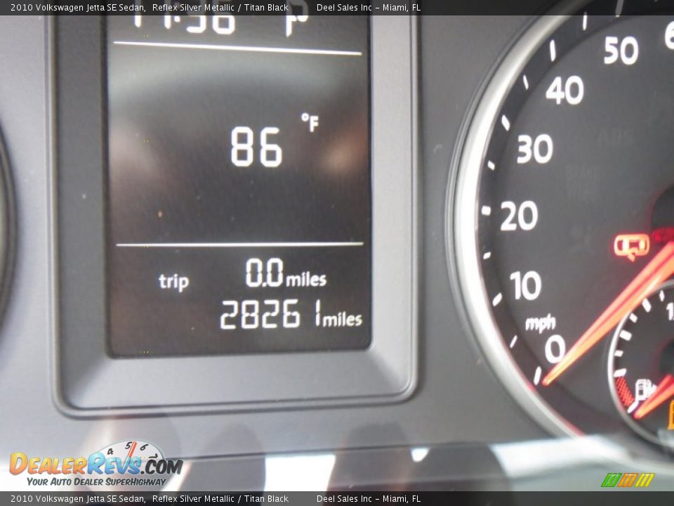 2010 Volkswagen Jetta SE Sedan Reflex Silver Metallic / Titan Black Photo #15