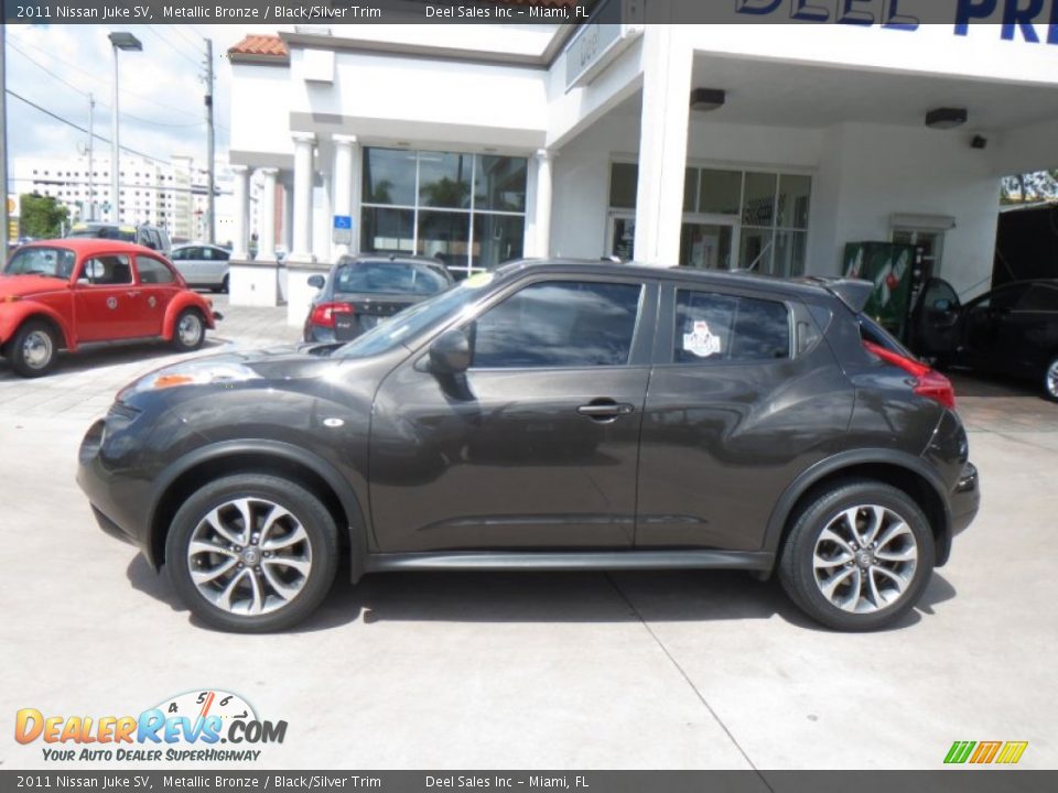 2011 Nissan Juke SV Metallic Bronze / Black/Silver Trim Photo #2