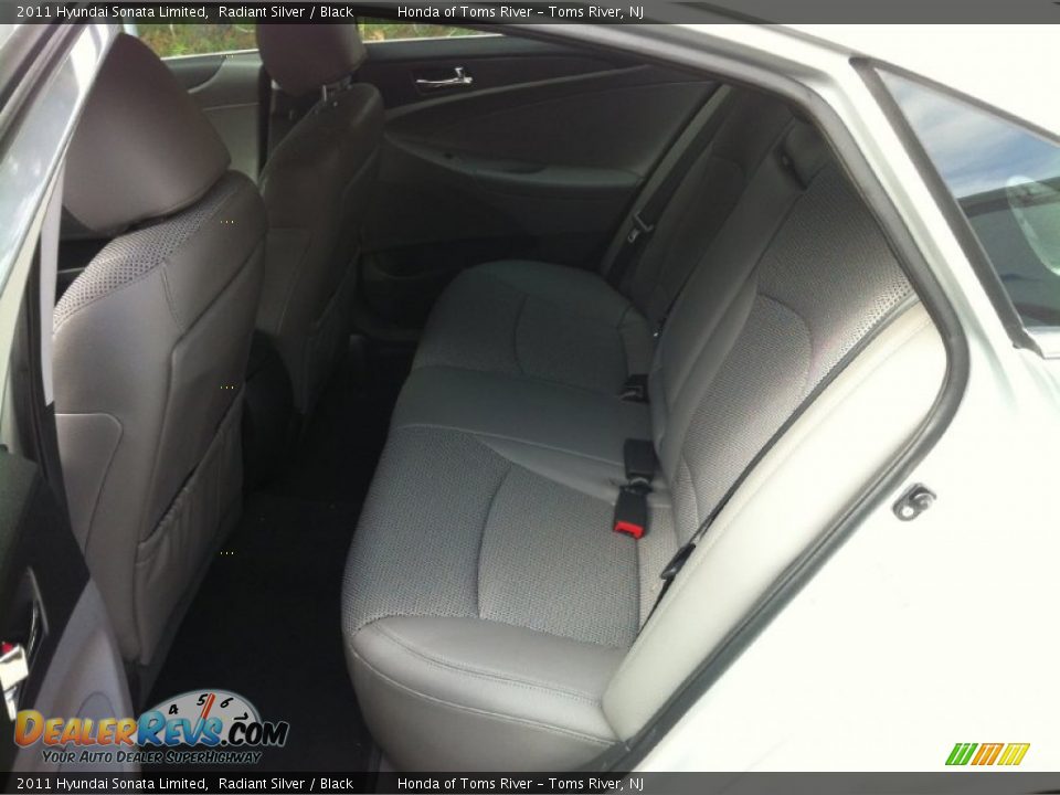 2011 Hyundai Sonata Limited Radiant Silver / Black Photo #7