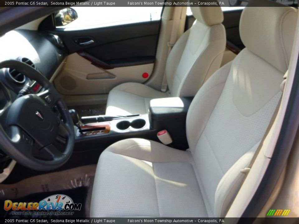 2005 Pontiac G6 Sedan Sedona Beige Metallic / Light Taupe Photo #15