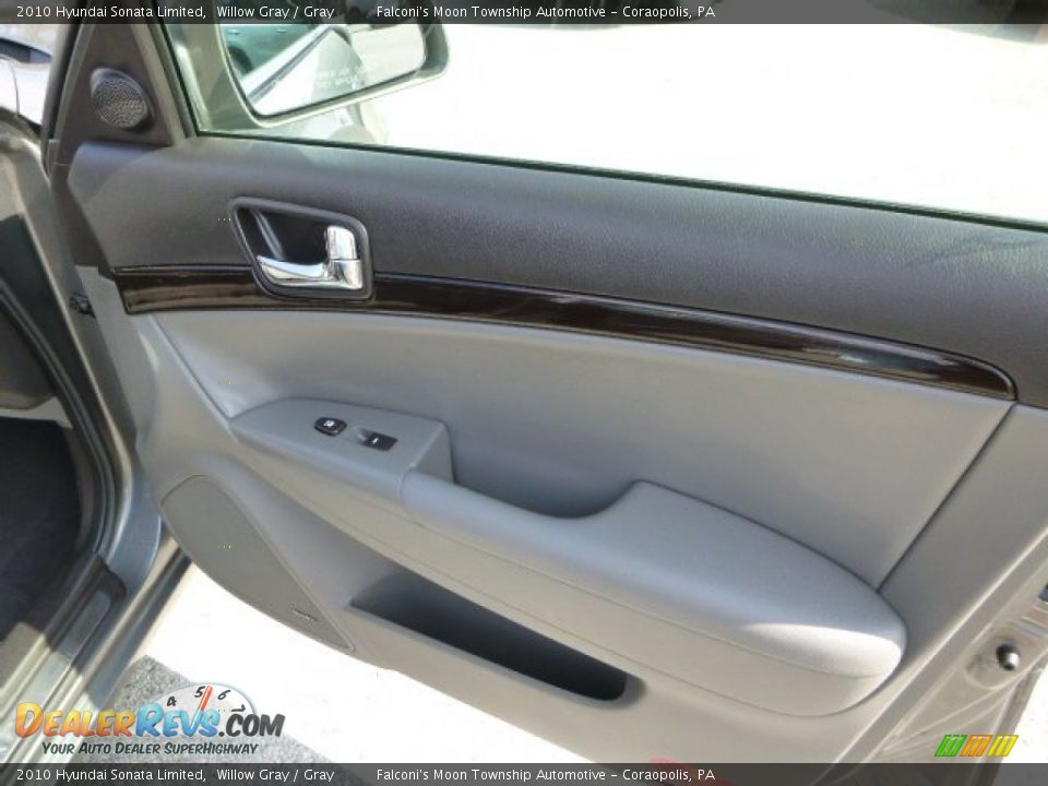 2010 Hyundai Sonata Limited Willow Gray / Gray Photo #12