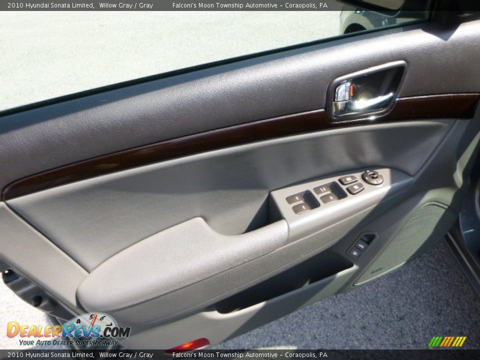 2010 Hyundai Sonata Limited Willow Gray / Gray Photo #18