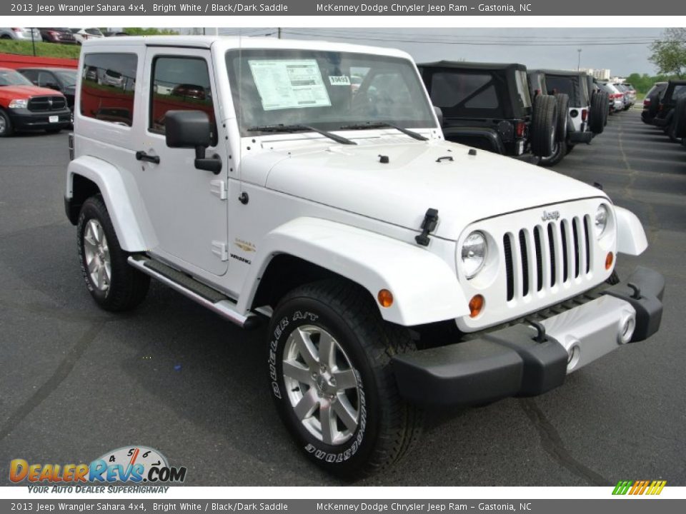 Front 3/4 View of 2013 Jeep Wrangler Sahara 4x4 Photo #1