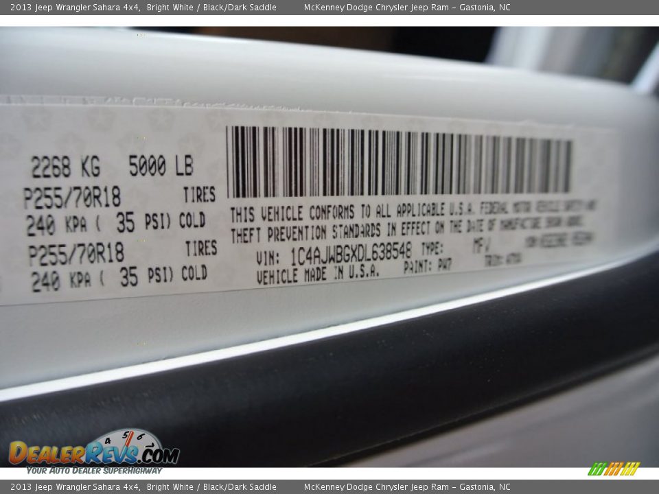 2013 Jeep Wrangler Sahara 4x4 Bright White / Black/Dark Saddle Photo #8