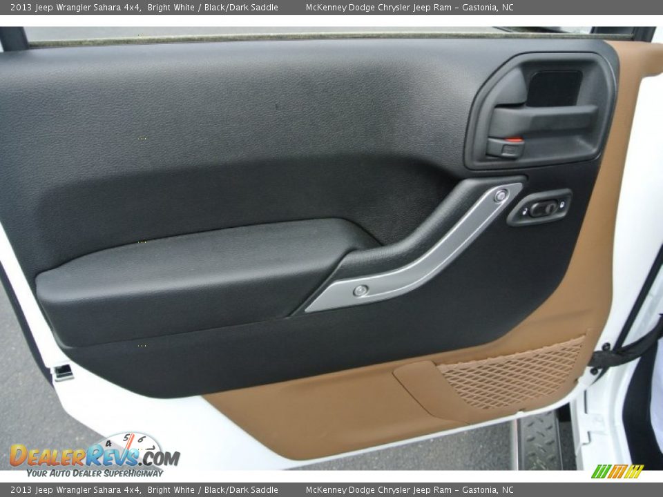 Door Panel of 2013 Jeep Wrangler Sahara 4x4 Photo #11