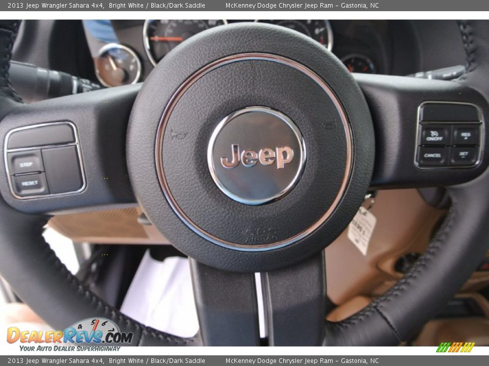 Controls of 2013 Jeep Wrangler Sahara 4x4 Photo #16