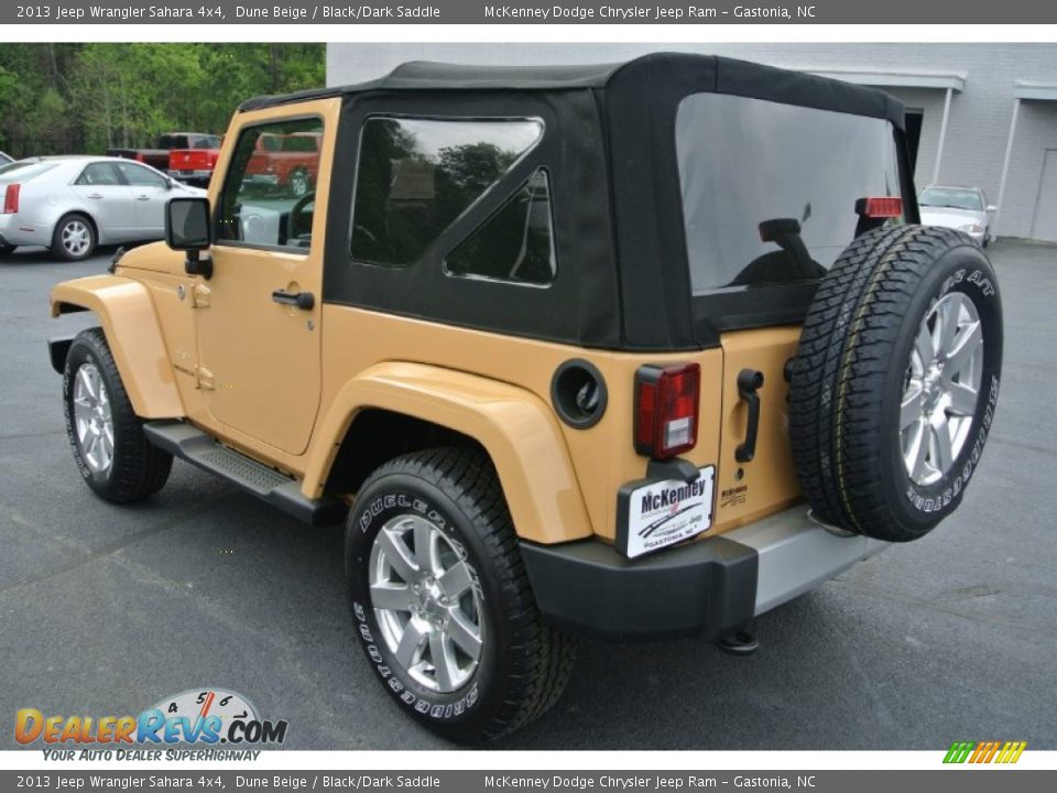 2013 Jeep Wrangler Sahara 4x4 Dune Beige / Black/Dark Saddle Photo #4
