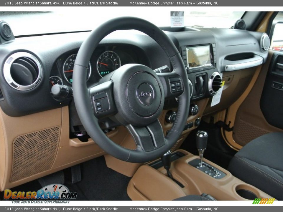 Dashboard of 2013 Jeep Wrangler Sahara 4x4 Photo #24