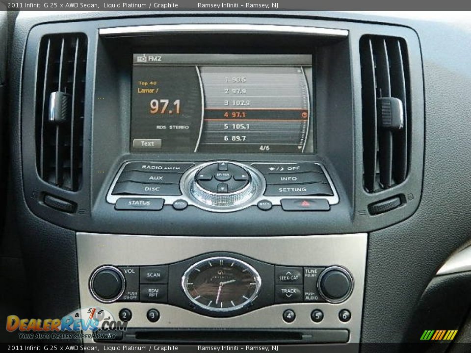2011 Infiniti G 25 x AWD Sedan Liquid Platinum / Graphite Photo #17