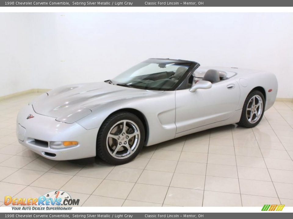 1998 Chevrolet Corvette Convertible Sebring Silver Metallic / Light Gray Photo #4