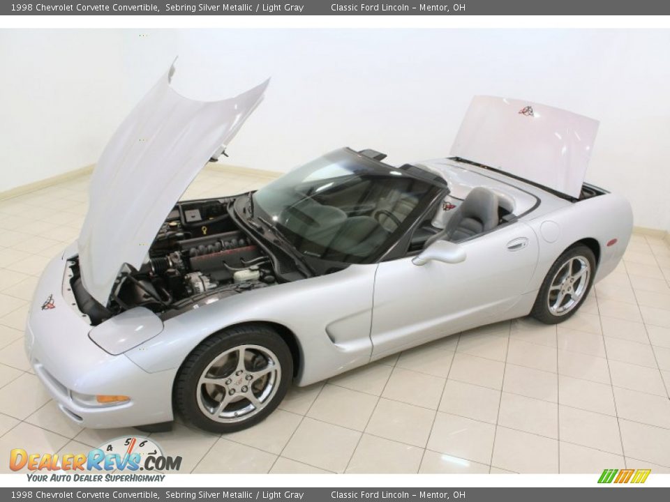 1998 Chevrolet Corvette Convertible Sebring Silver Metallic / Light Gray Photo #19