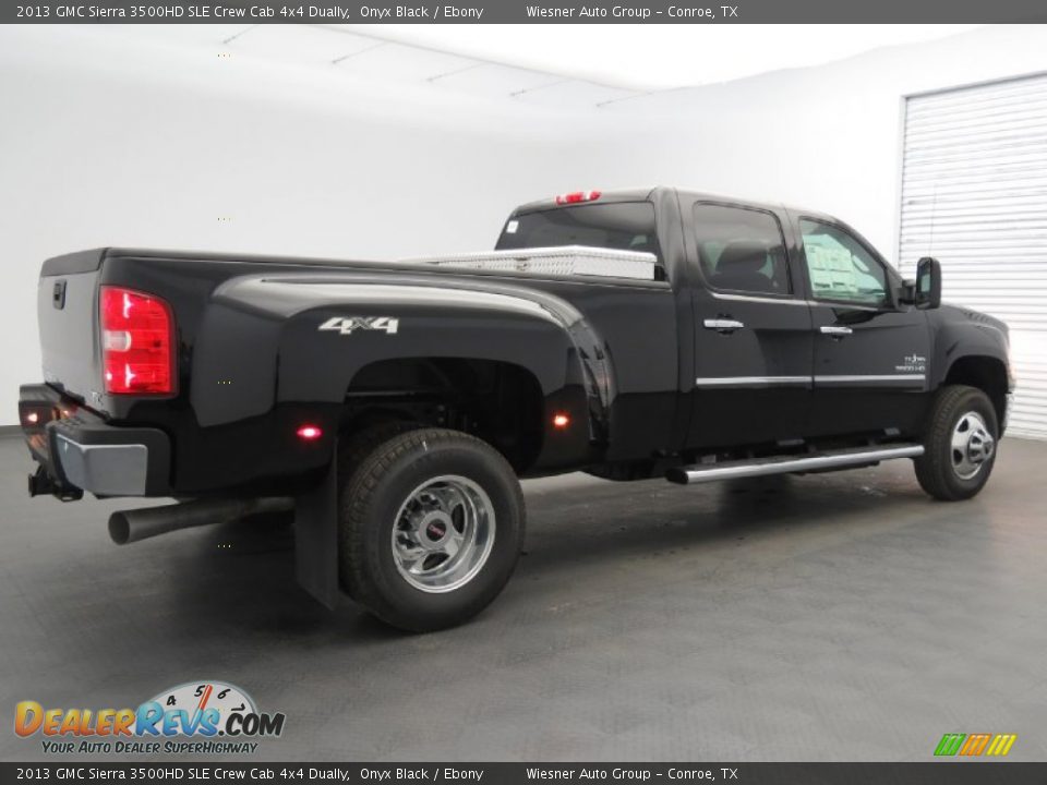 2013 GMC Sierra 3500HD SLE Crew Cab 4x4 Dually Onyx Black / Ebony Photo #2