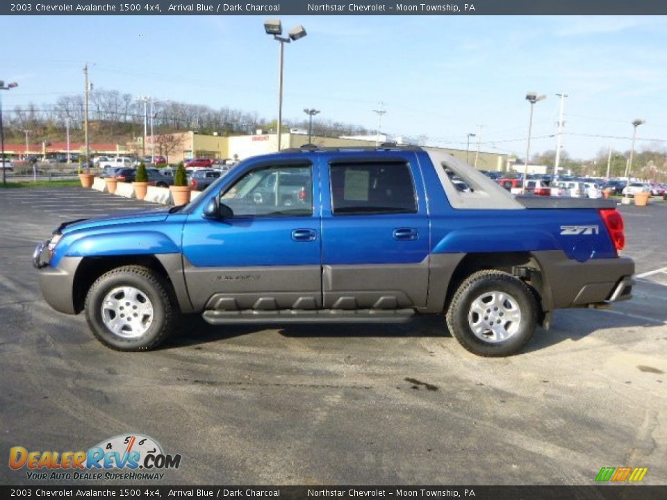 2003 Chevrolet Avalanche 1500 4x4 Arrival Blue / Dark Charcoal Photo #6